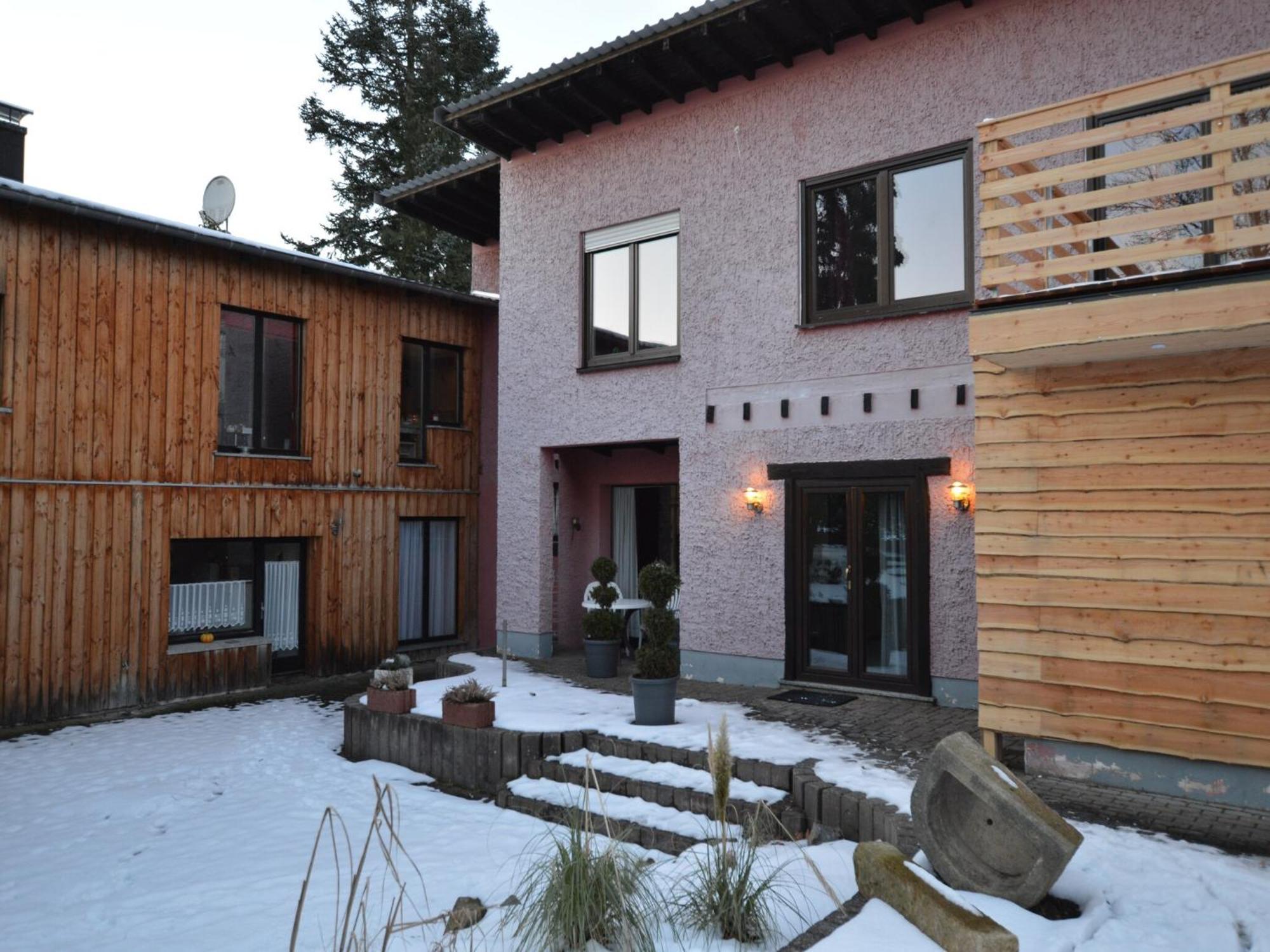 Cosy Apartment In Manderscheid With Balcony Exterior foto